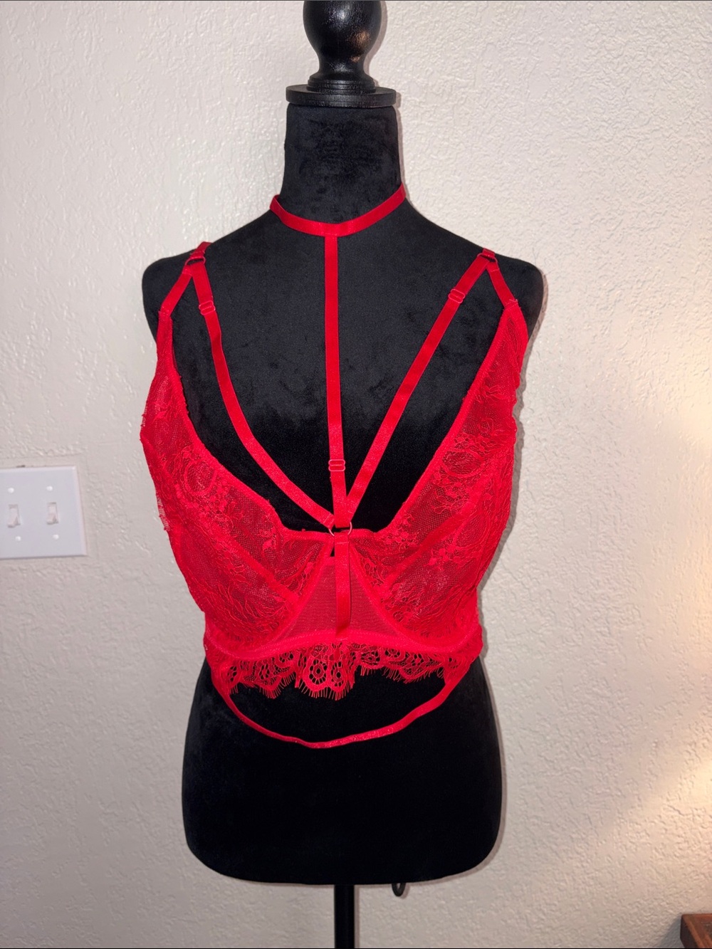 #KS236- NWT - Killstar Red Lace Harlow Seduction Bra Choker Harness -4XL